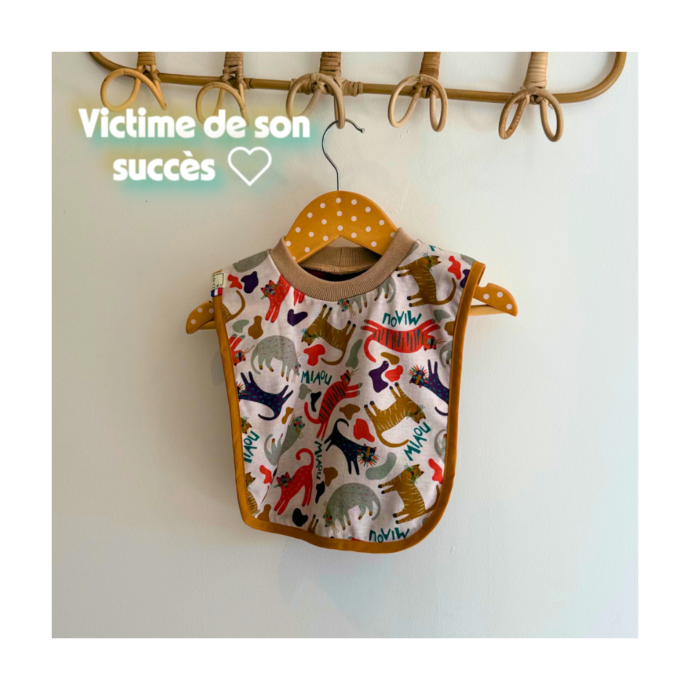 bavoir à enfiler Cat girl